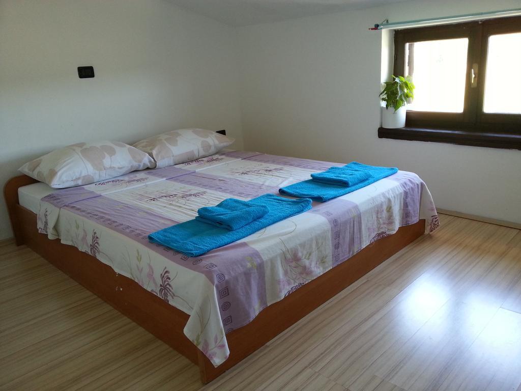 Apartment Rojnic Galizana Luaran gambar